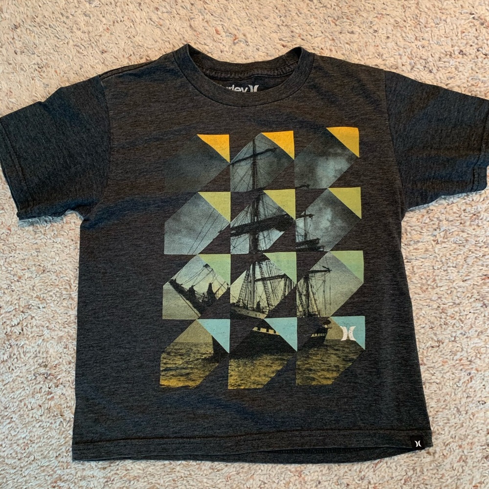 GUC BOYS HURLEY grey t-shirt, size XS youth
